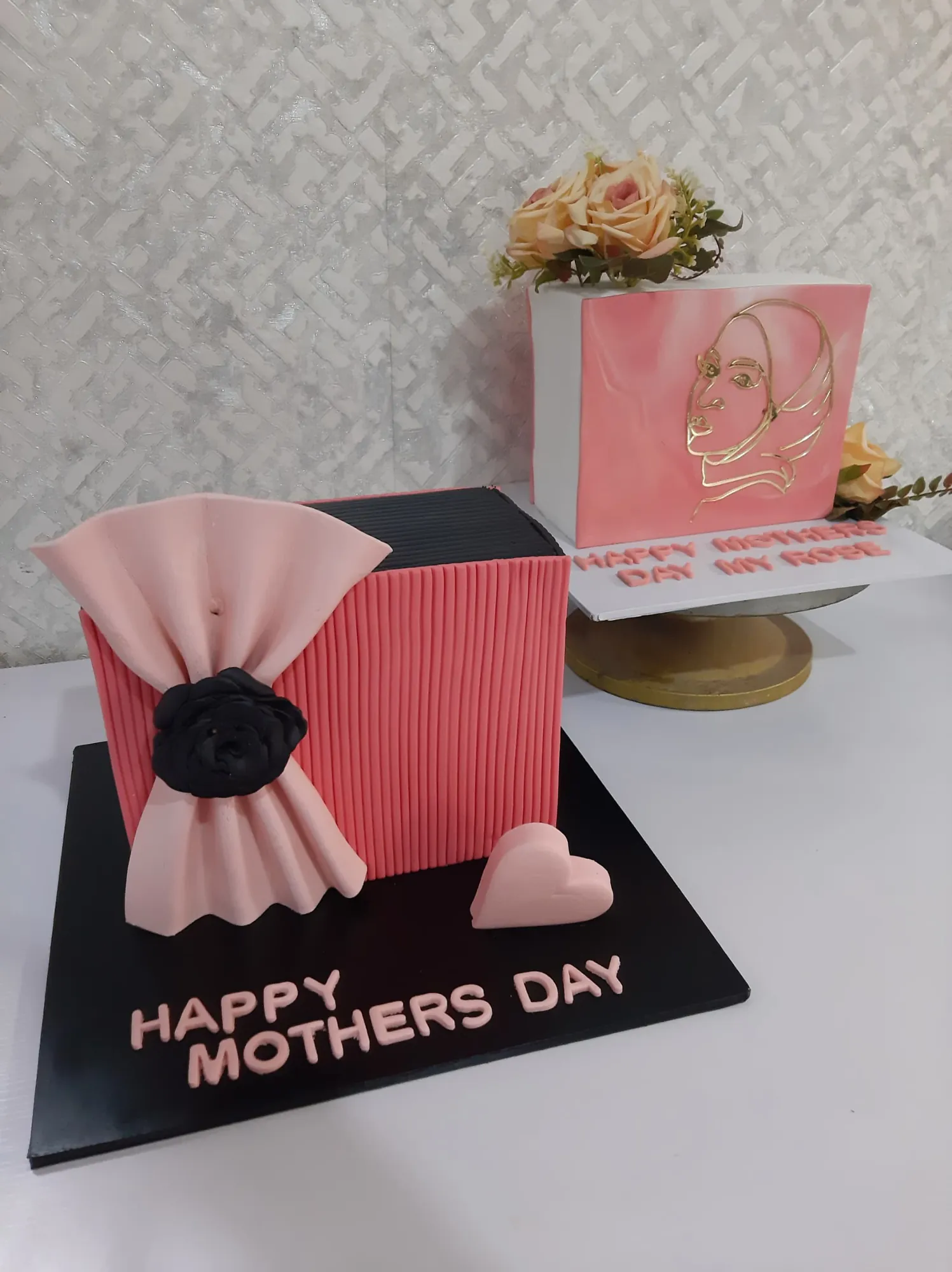 Mother's Day Special Cake